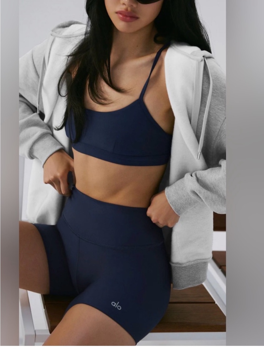 ALO Yoga High Waist Airlift Energy5” Navy Bike Athletic Lunge Shorts Size Small